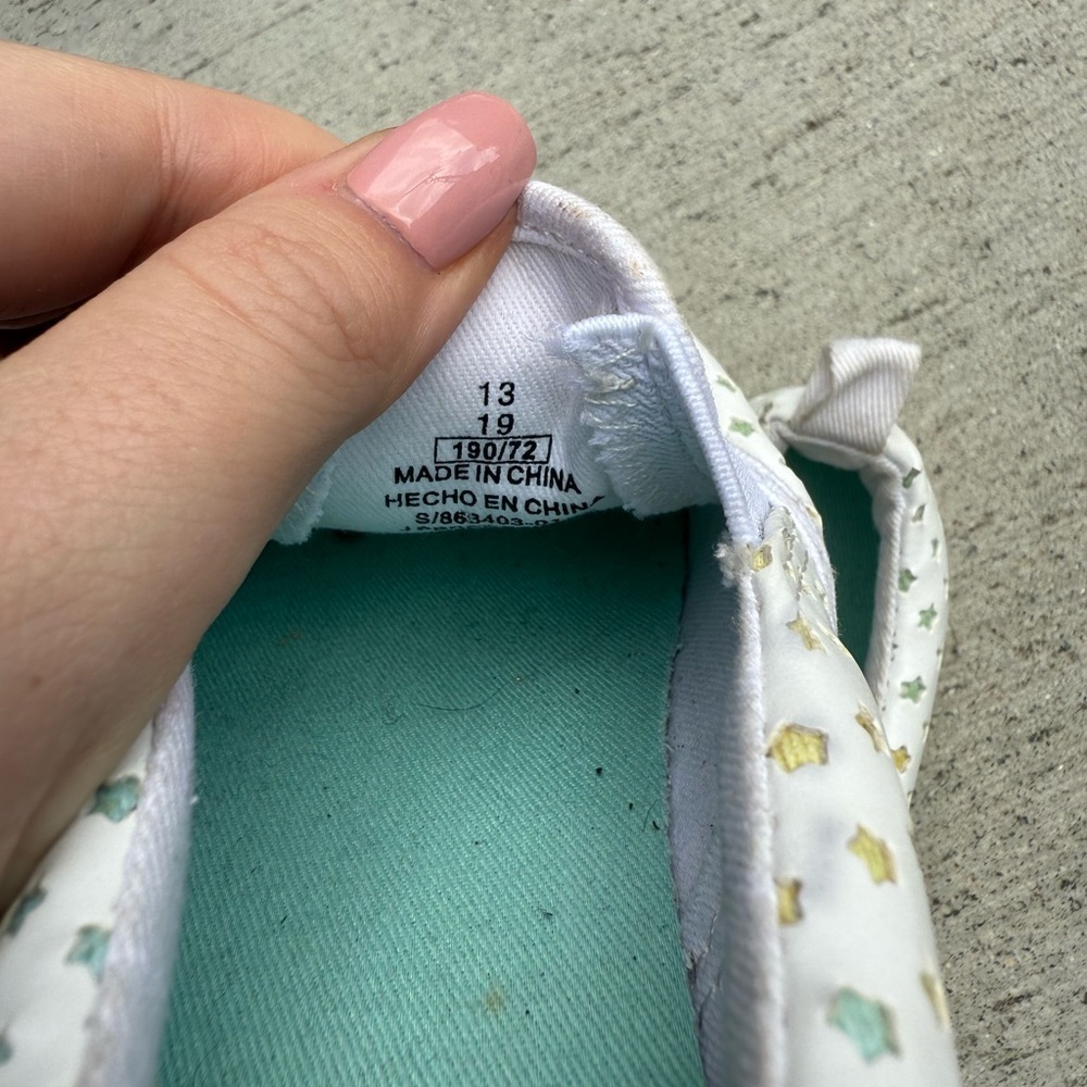Old Navy White Sneakers Slip-On Canvas - Picture 6 of 6